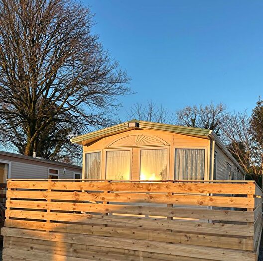 2 Bedroom Park Home For Sale In Creebridge, Newton Stewart, DG8