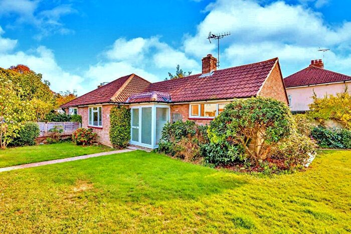 2 Bedroom Bungalow To Rent In Walnut Avenue, Chichester, West Sussex, PO19