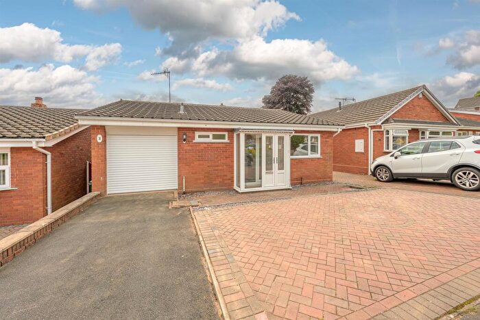 2 Bedroom Detached Bungalow For Sale In Lymsey Croft, Wordsley, DY8
