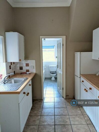 2 Bedroom Flat To Rent In Gordon Road, South Shields, NE34