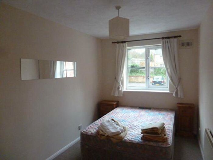 2 Bedroom Apartment To Rent In Dakin Close, Maidenbower, Crawley, RH10