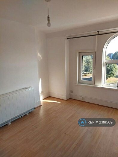1 Bedroom Flat To Rent In South Terrace, Littlehampton, BN17