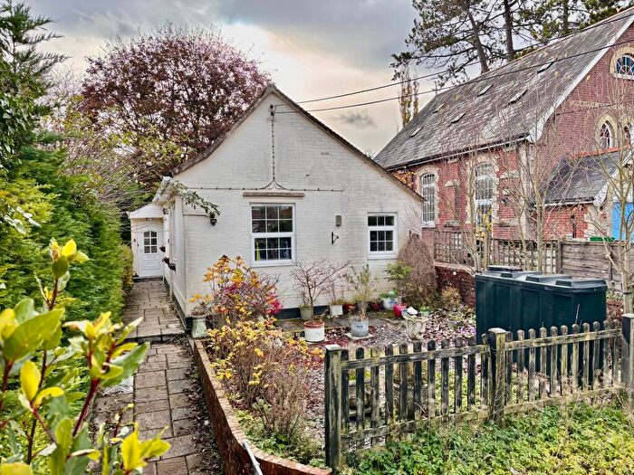 2 Bedroom Detached Bungalow For Sale In Stockbridge Road, Sutton Scotney, Winchester, SO21