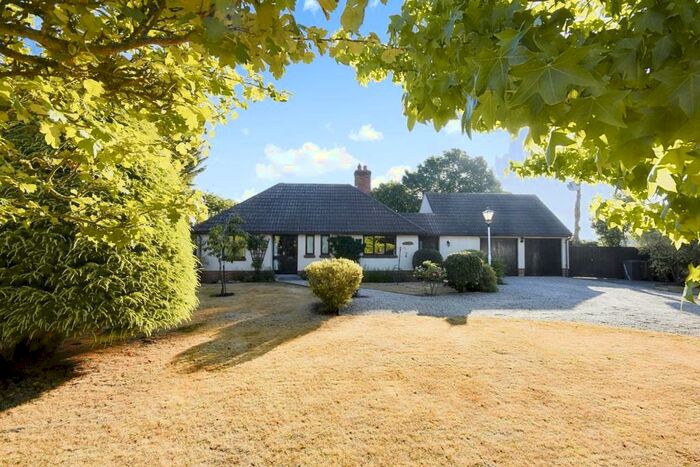 2 Bedroom Detached Bungalow For Sale In Domsey Lane, Little Waltham, Chelmsford, CM3