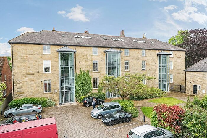 2 Bedroom Flat To Rent In Roseville Avenue, Harrogate, HG1