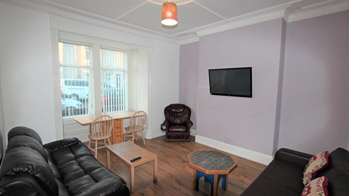 6 Bedroom Terraced House To Rent In Cardigan Terrace, Heaton, Newcastle Upon Tyne, NE6