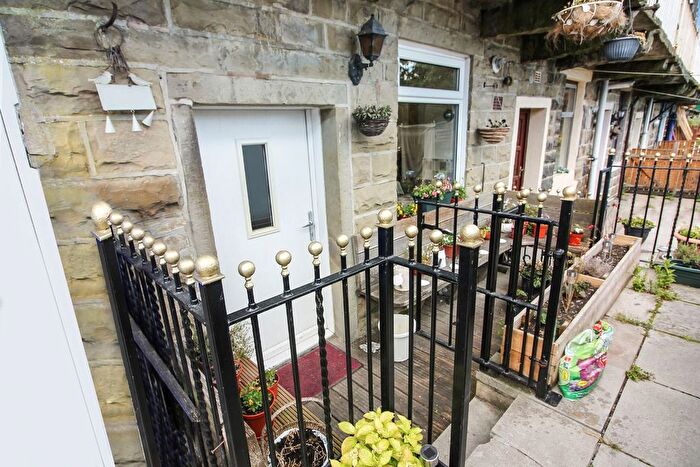 3 Bedroom Terraced House To Rent In Haslingden Road, Rawtenstall, Rossendale, BB4