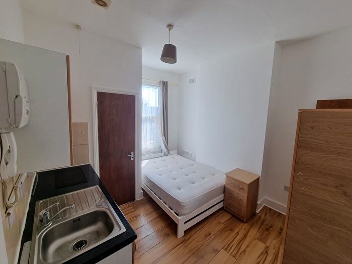 Studio To Rent In Parkhurst Road, London, N22