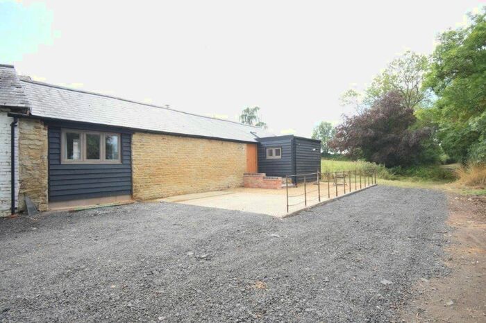 2 Bedroom Barn Conversion To Rent In Brigstock, Kettering, NN14