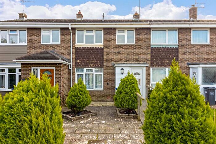 3 Bedroom Terraced House To Rent In Kipling Avenue, Goring-By-Sea, Worthing, BN12