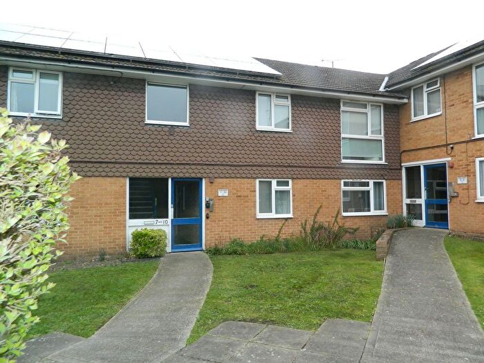 1 Bedroom Flat To Rent In Alma Court, Dropmore Road, Burnham, Buckinghamshire, SL1