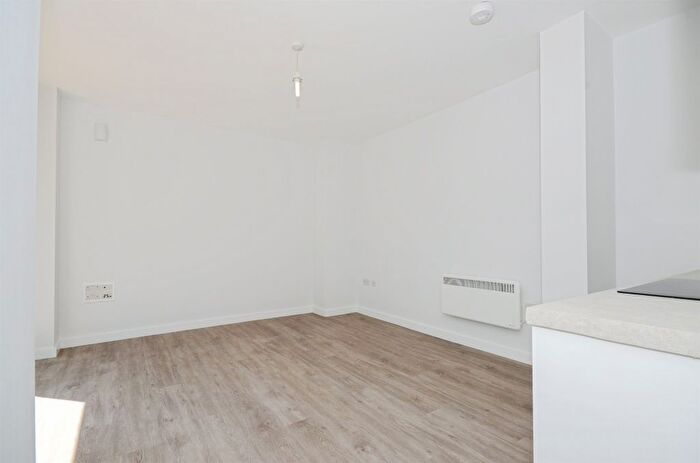1 Bedroom Flat For Sale In Newsom Place, St. Albans, AL1