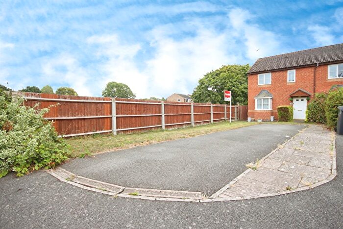 3 Bedroom End Of Terrace House For Sale In Cottage Walk, Sydenham, Leamington Spa, CV31