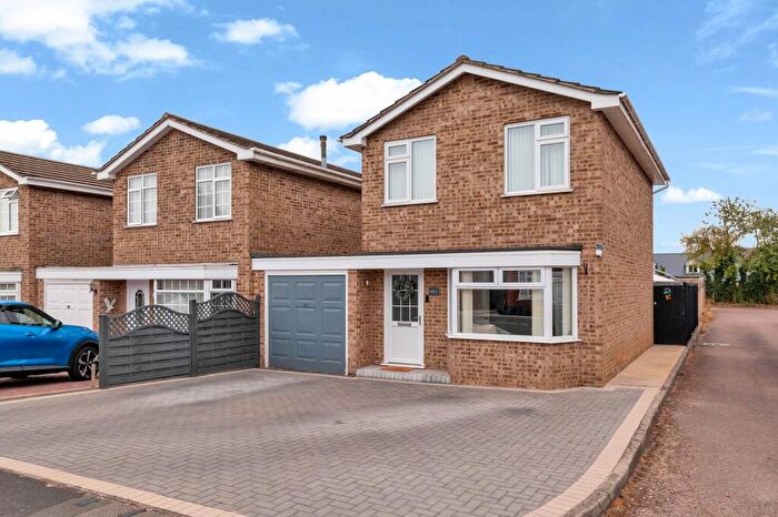 3 Bedroom Detached House For Sale In Orchard Way, Syston, Leicestershire., LE7