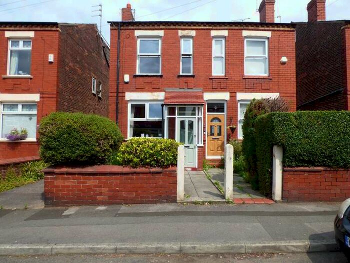 Houses for sale & to rent in SK7 4RA, School Street, Hazel Grove Stockport