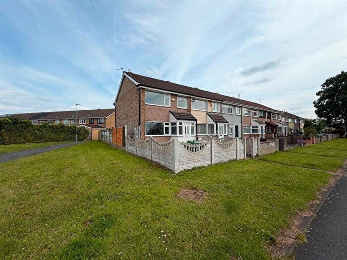 3 Bedroom End Of Terrace House To Rent In Alicia Walk, Liverpool, L10