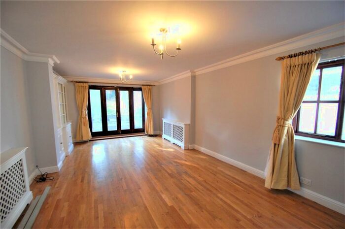 4 Bedroom Detached House To Rent In Deanway, Chalfont St Giles, Buckinghamshire, HP8