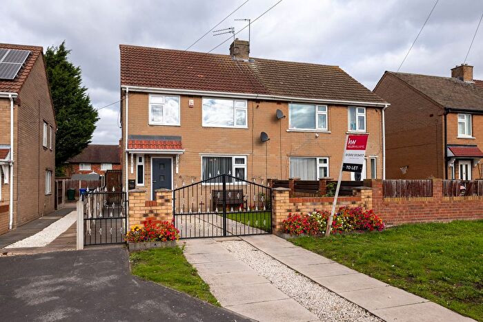 3 Bedroom Semi Detached House For Sale In Clay Flat Lane, Doncaster, DN11