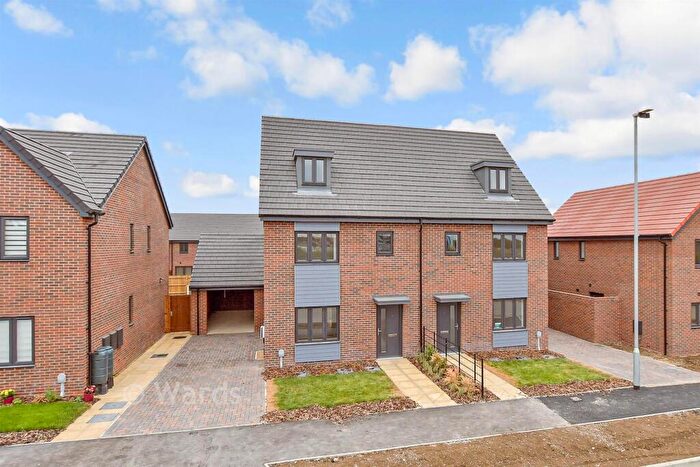 4 Bedroom Semi Detached House For Sale In Salamanda Way, Minster On Sea, Sheerness, Kent, ME12