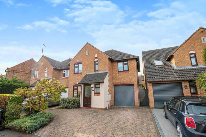 4 Bedroom Property To Rent In Andrews Way, Raunds, Wellingborough, NN9