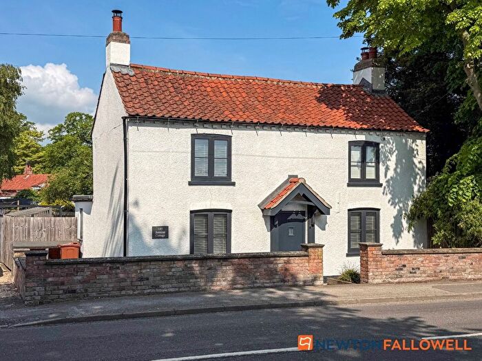 4 Bedroom Detached House For Sale In High Street, Collingham, NG23