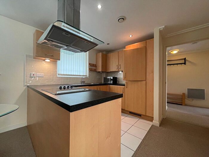 2 Bedroom Flat To Rent In Fleet Street, Brighton, BN1