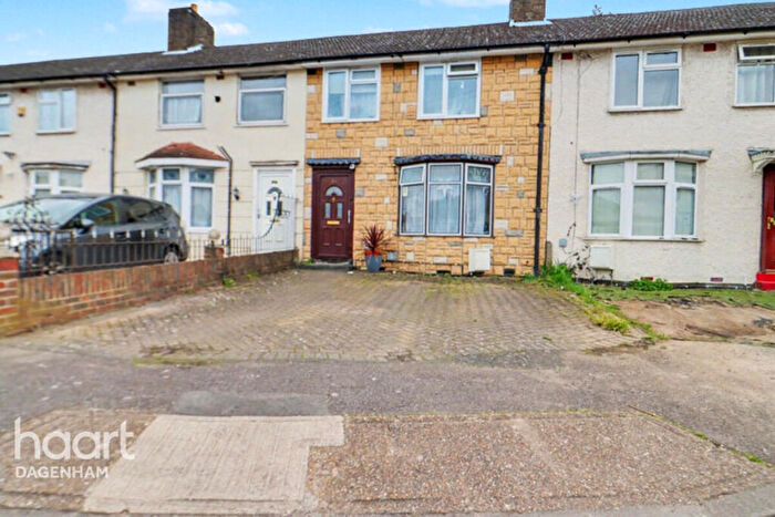 3 Bedroom Terraced House For Sale In Rowney Gardens, Dagenham, RM9