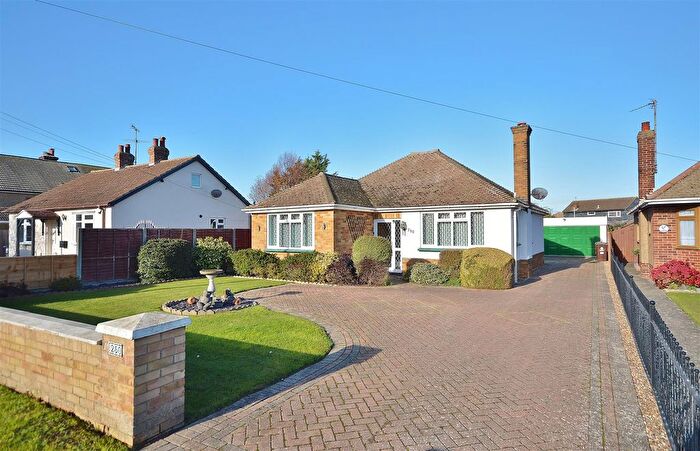 2 Bedroom Detached Bungalow For Sale In St. Johns Road, Clacton-On-Sea, CO16