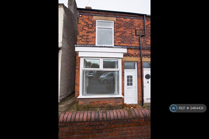 2 Bedroom Semi-Detached House To Rent In Derby Road, Chesterfield, S40