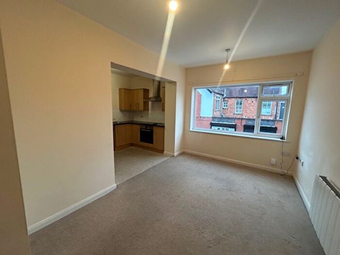 1 Bedroom Flat To Rent In Uppingham Road, Leicester, LE5