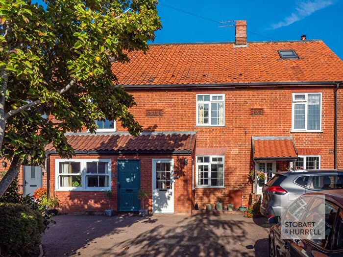 3 Bedroom Terraced House For Sale In Osborne Cottages, Surlingham, Norfolk, NR14