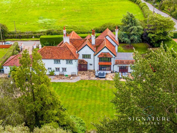 6 Bedroom House For Sale In Puttenham, Tring, HP23