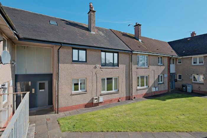 1 Bedroom Apartment For Sale In Nethan Place, Eddlewood, Hamilton, ML3