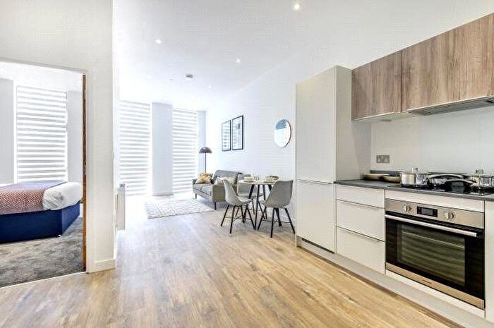 2 Bedroom Flat To Rent In North Star, Swindon, SN2
