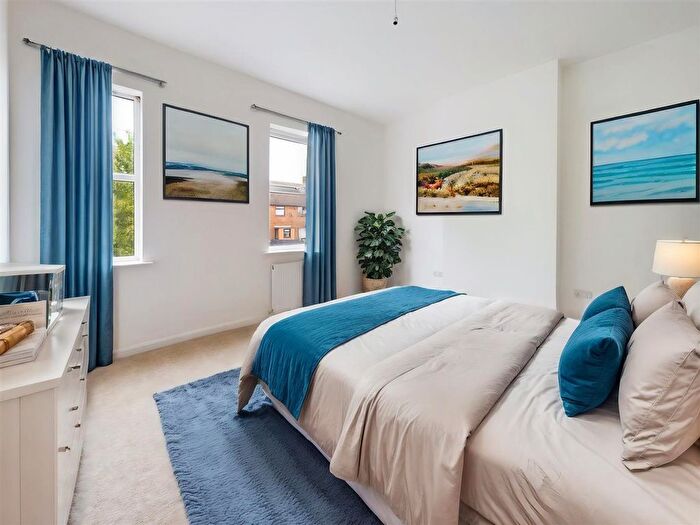 2 Bedroom End Of Terrace House For Sale In Byron Street, Daybrook, Nottingham, NG5