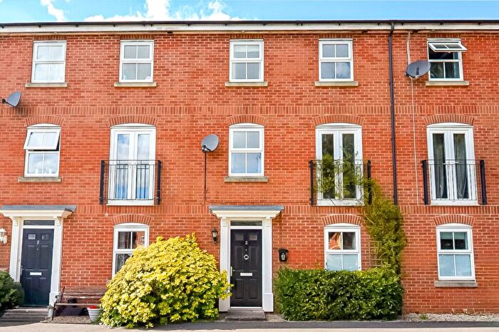 4 Bedroom Terraced House To Rent In Franklyn Road, Devizes, Wiltshire, SN10