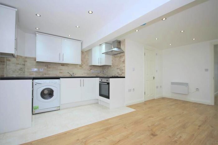 2 Bedroom Flat To Rent In London SE10