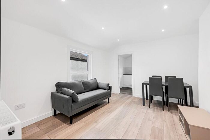 3 Bedroom Flat To Rent In Margery Park Road, London, E7