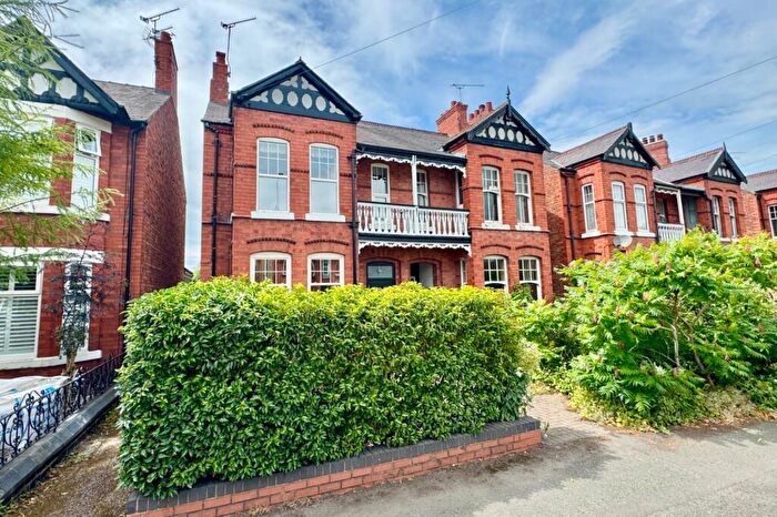 3 Bedroom Semi Detached House For Sale In Millstone Lane, Nantwich, Cheshire, CW5