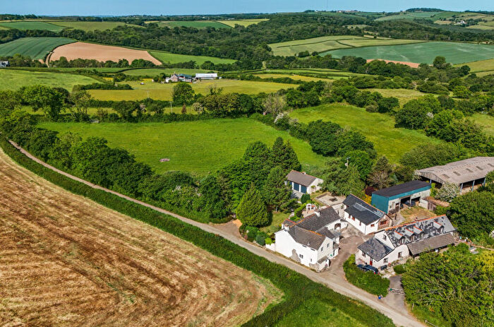 4 Bedroom Detached House For Sale In High Bickington, Umberleigh, Devon, EX37