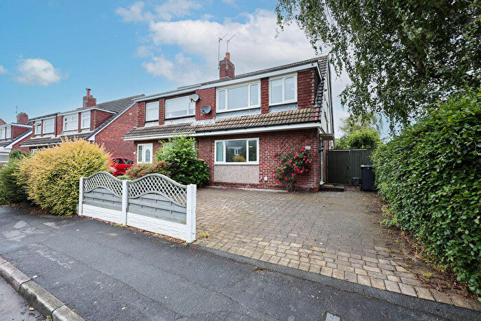 3 Bedroom Semi-Detached House For Sale In Tennyson Drive, Ormskirk, L39
