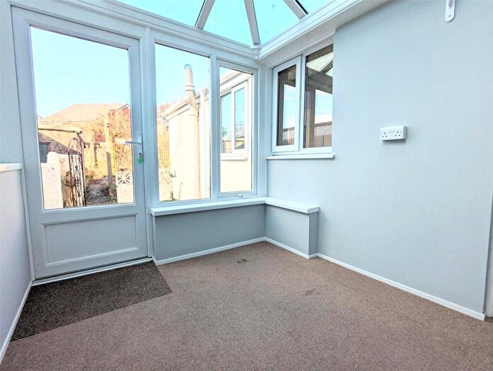 2 Bedroom End Of Terrace House To Rent In Lower Hanham Road, Hanham, Bristol, BS15