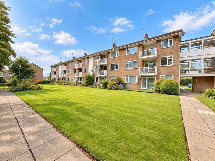 2 Bedroom Flat For Sale In Eton Court, Liverpool, L18