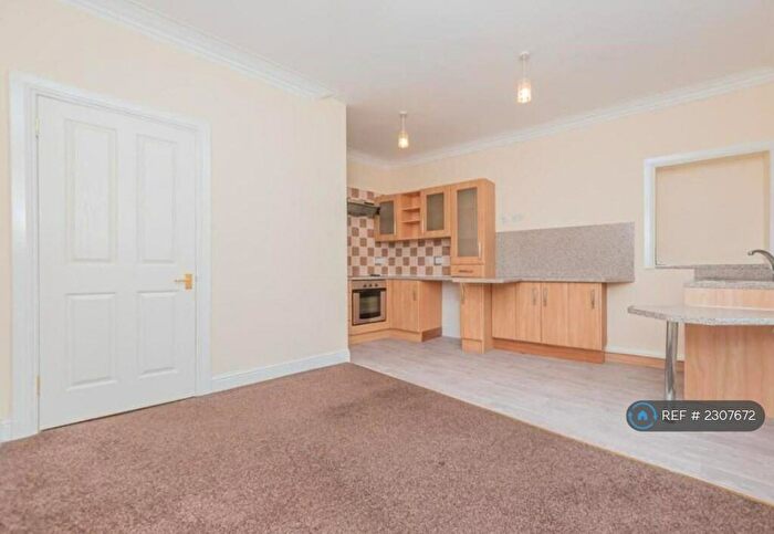 2 Bedroom Flat To Rent In Alloa Road, Stirling, FK9