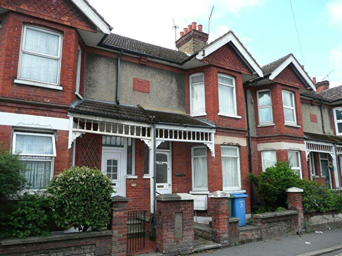 1 Bedroom House Of Multiple Occupation To Rent In High Street, Aldershot, Hampshire, GU12