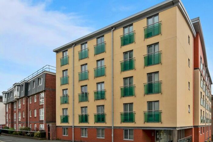 1 Bedroom Flat To Rent In Regent Street, City Centre, Plymouth, Devon, PL4