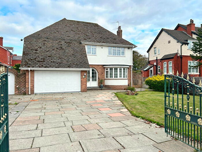 4 Bedroom Detached House For Sale In Granville Road, Birkdale, Southport, PR8