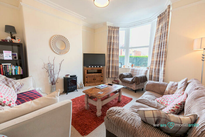 3 Bedroom Terraced House To Rent In Balmoral Road, Woodhouse, S13