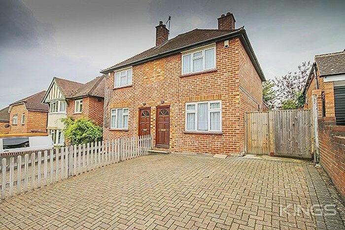 4 Bedroom Semi-Detached House To Rent In Manor Road, Guildford GU2
