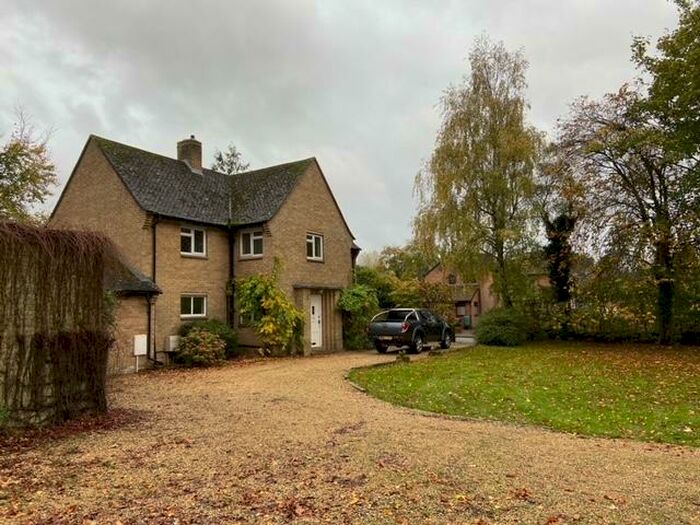 4 Bedroom Detached House To Rent In New Yatt Road, Witney, Oxfordshire, OX28
